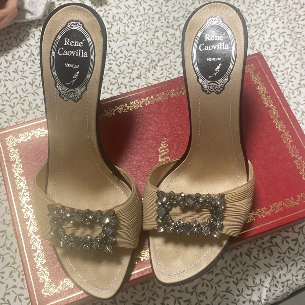 Rene Caovilla size 38 Tes Beige Raso Nero